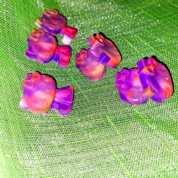 🎀Free With A Bundle Of 2 or More Item's🎀Handcrafted 🫧 Hello Kitty Soap 🫧 - Picture 6 of 14